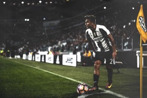 华体会网址-美国男篮在世界杯决赛中逆转夺冠，实现三连冠壮举