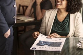 华体会在线登录-电竞女选手表现亮眼打破刻板印象，电竞 女选手