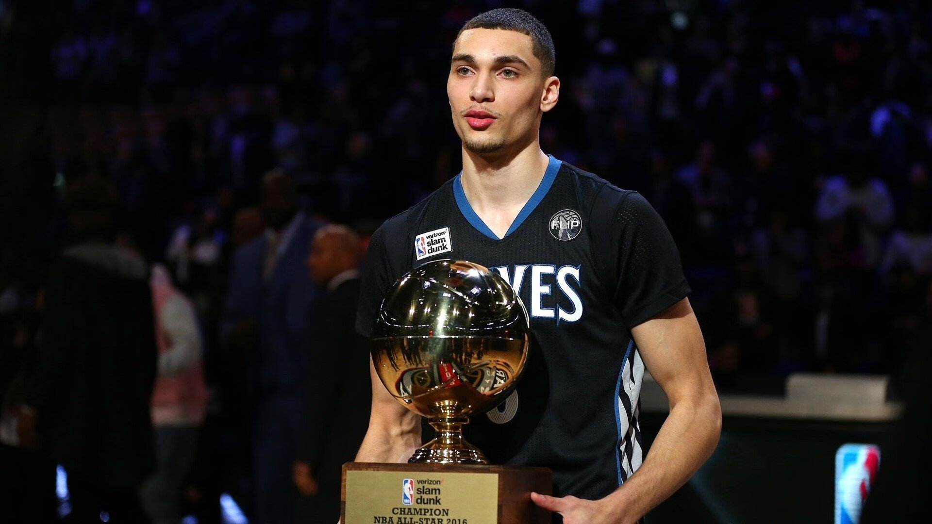 火箭加强快攻第一波出手效率明显提升,火箭打法